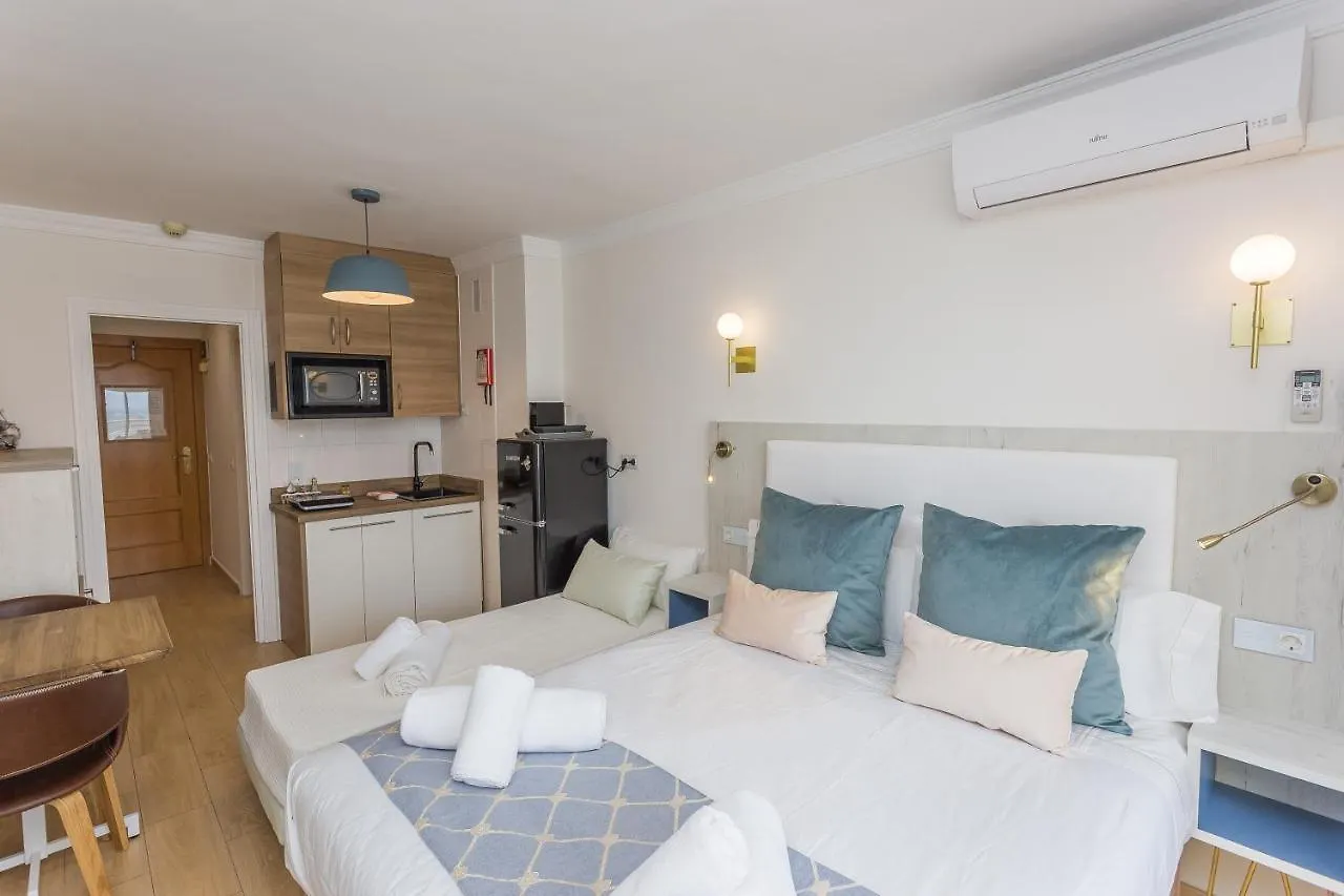 New Studio In Stella Maris With Stunning Sea Views 푸엔히롤라